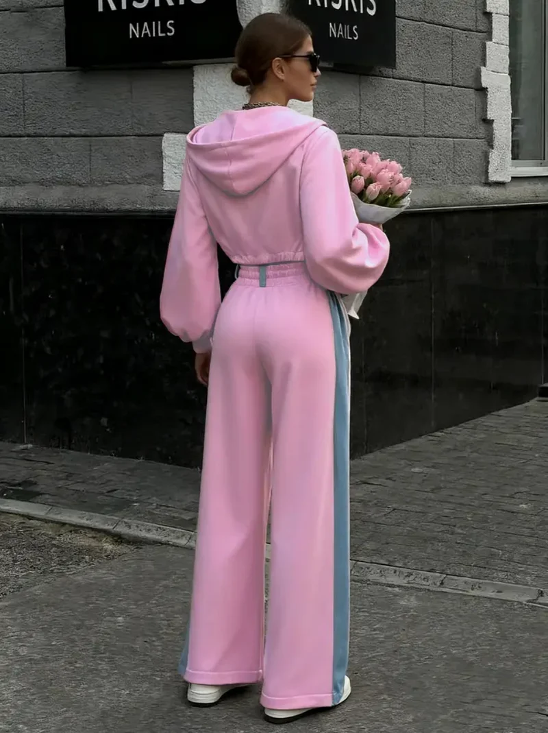 Color blocked Pink Fleece Cropped oversized hoodie Co-ord Set.